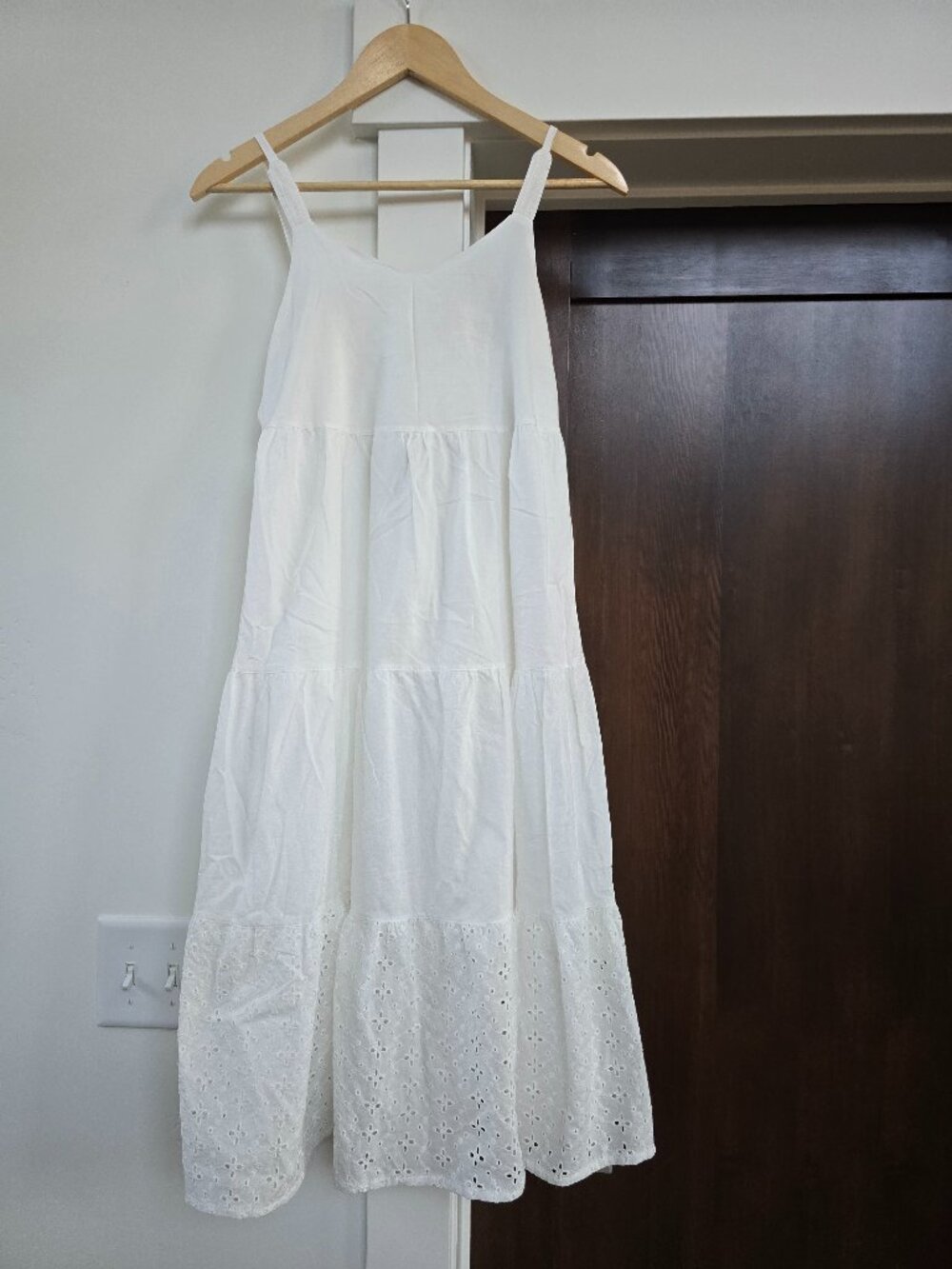 SPLENDID MEDIUM WHITE DRESS MIDI